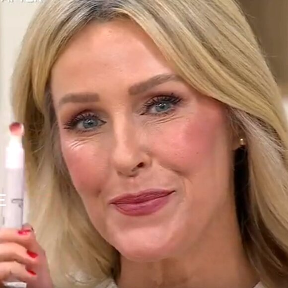 Mally XO Couture Color Cheek Lifting Blush*~ Whisper Wine (Burgundy) 3ml NIB - Picture 7 of 8